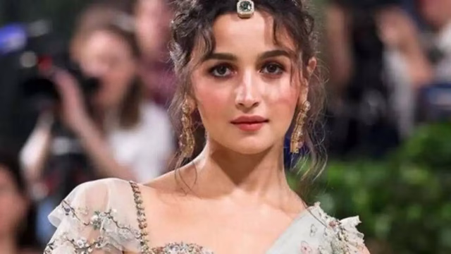 aliaa-81