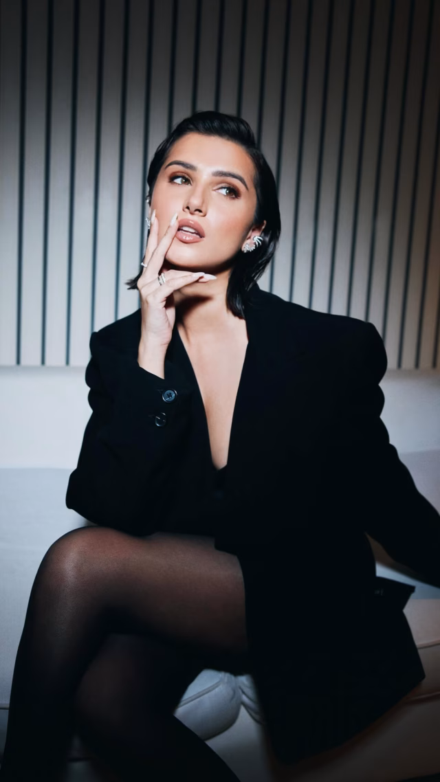 Tara Sutaria HD Photo 85