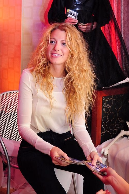 Blake Lively HD Photo 877
