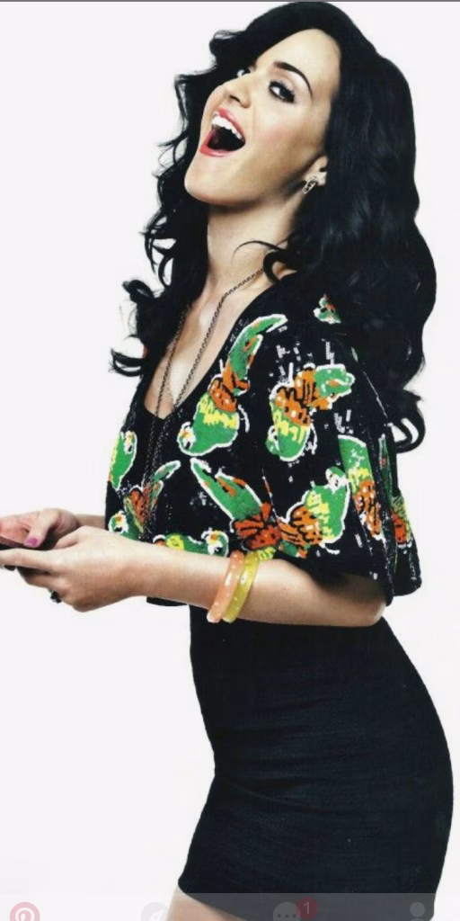 Katy Perry HD Photo 745
