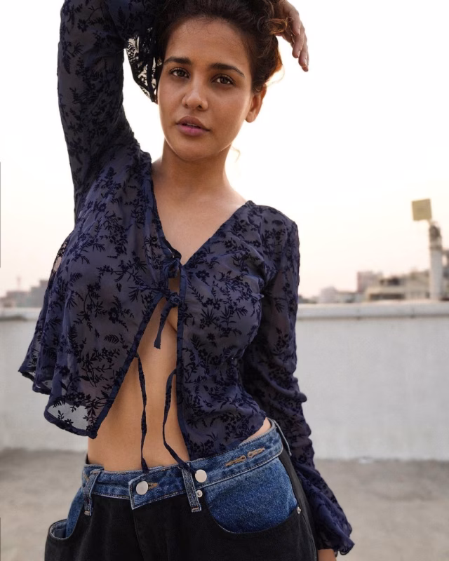 Aisha Sharma HD Photo 407