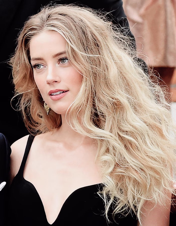 Amber Heard HD Photo 594